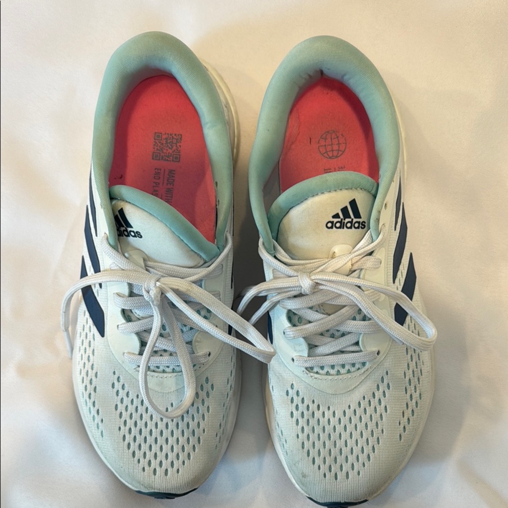 Adidas White and Navy Running Shoes - Picture 2 of 7